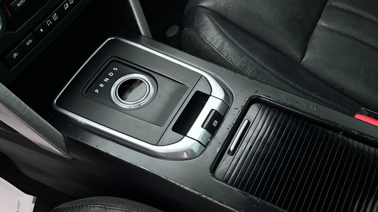 LAND ROVER DISCOVERY SPORT HSE 2015