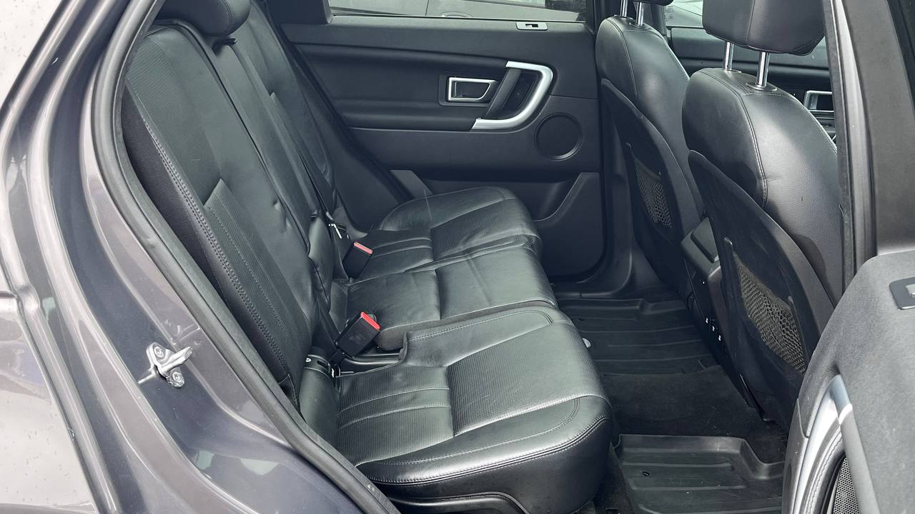 LAND ROVER DISCOVERY SPORT HSE 2015