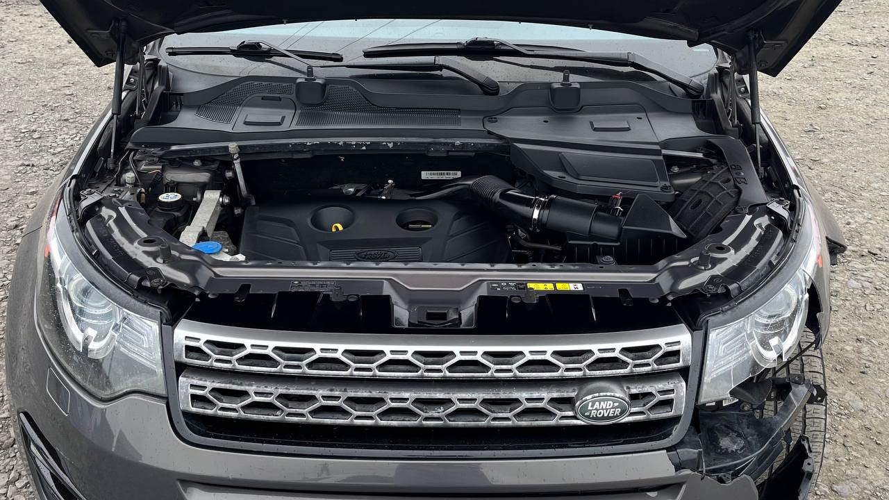LAND ROVER DISCOVERY SPORT HSE 2015