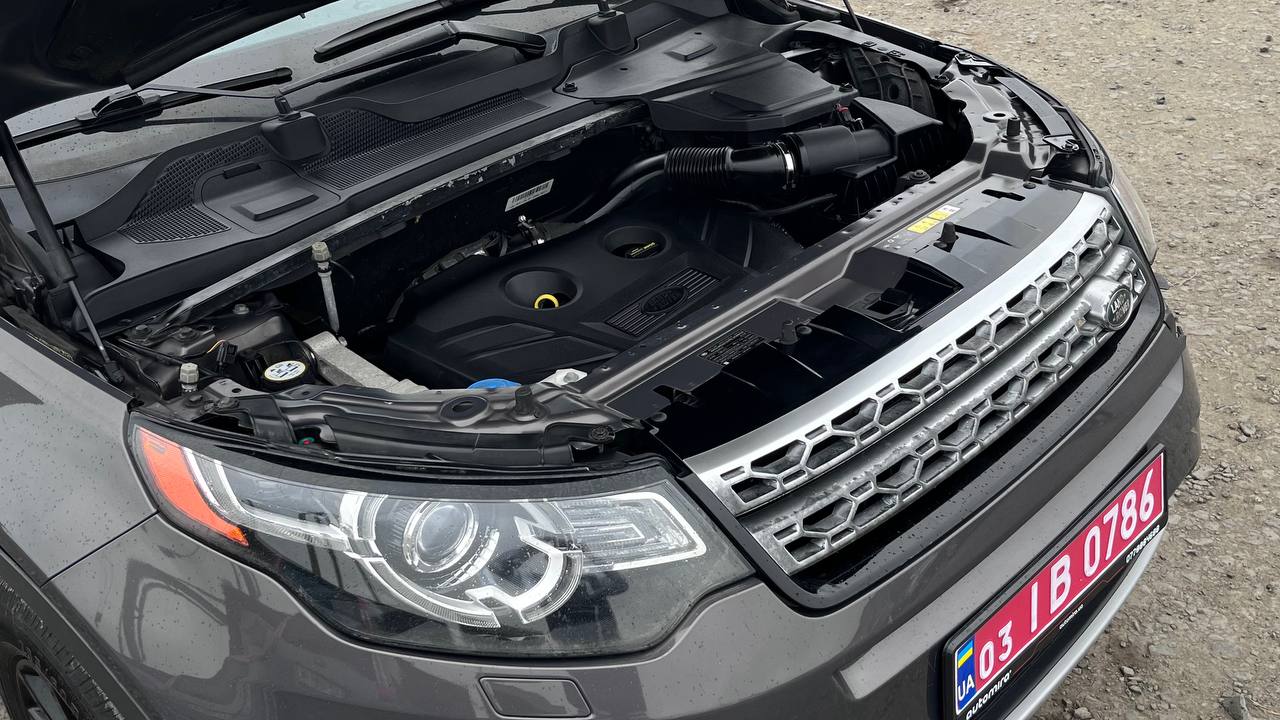 LAND ROVER DISCOVERY SPORT HSE 2015
