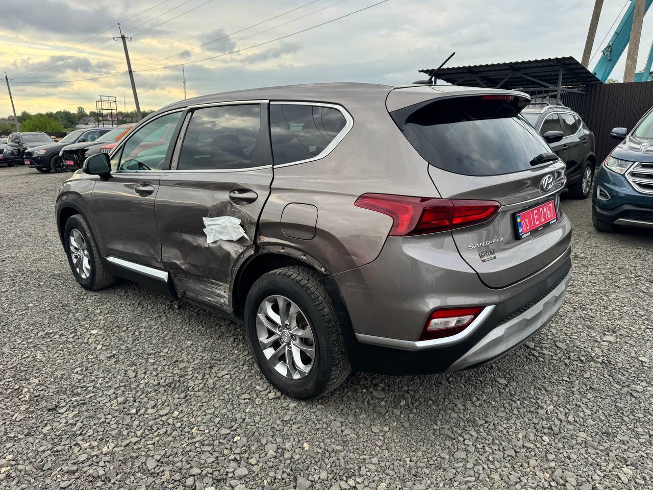 HYUNDAI SANTA FE SE 2019