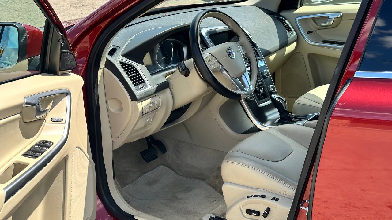 VOLVO XC60 T5 PREMIER 2015