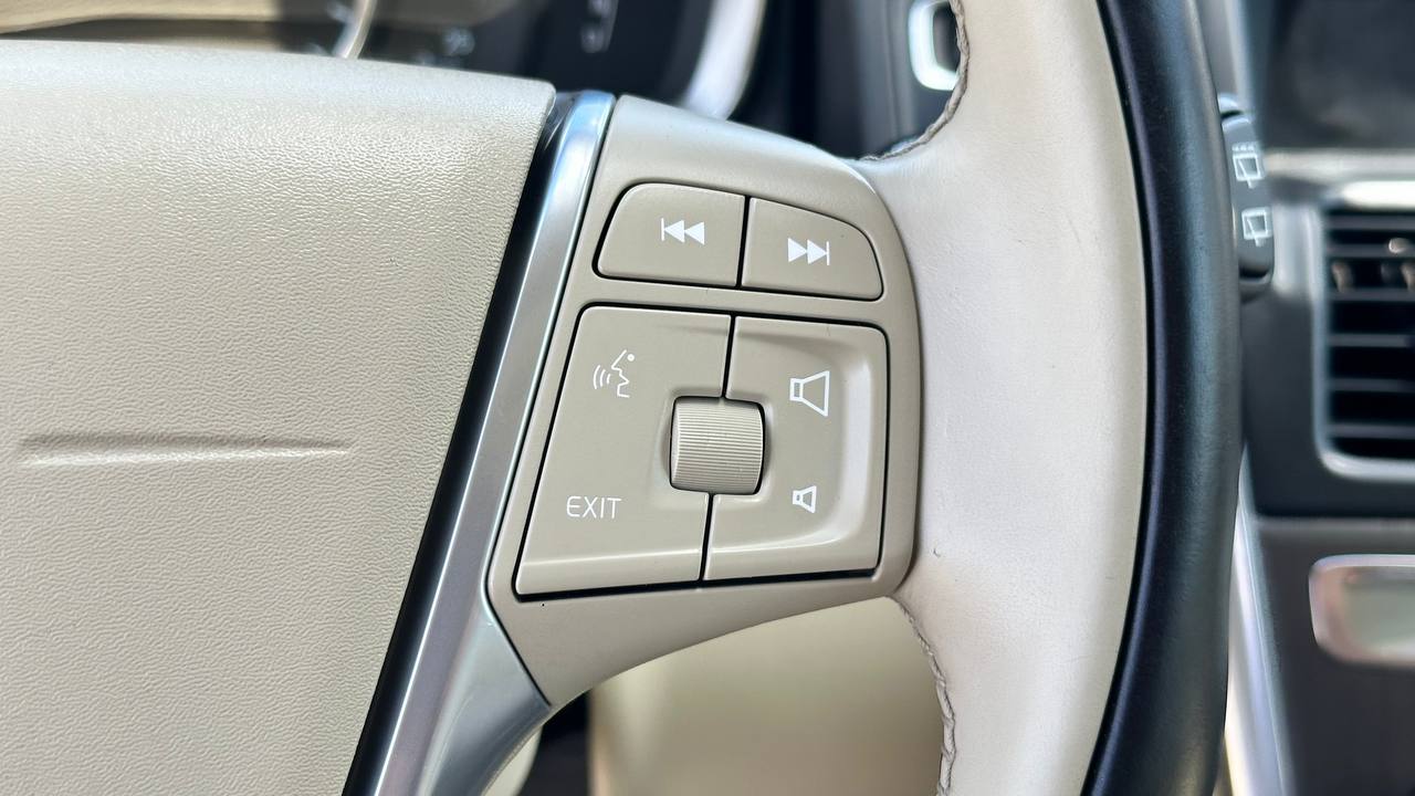 VOLVO XC60 T5 PREMIER 2015