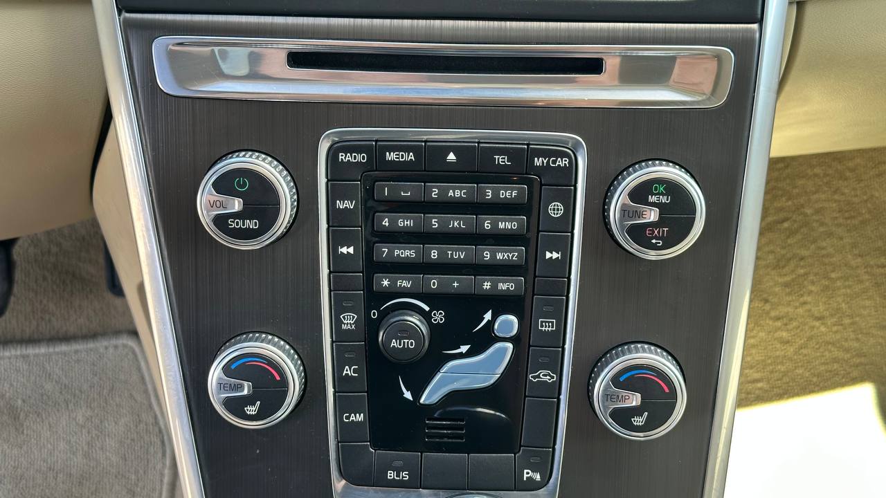VOLVO XC60 T5 PREMIER 2015