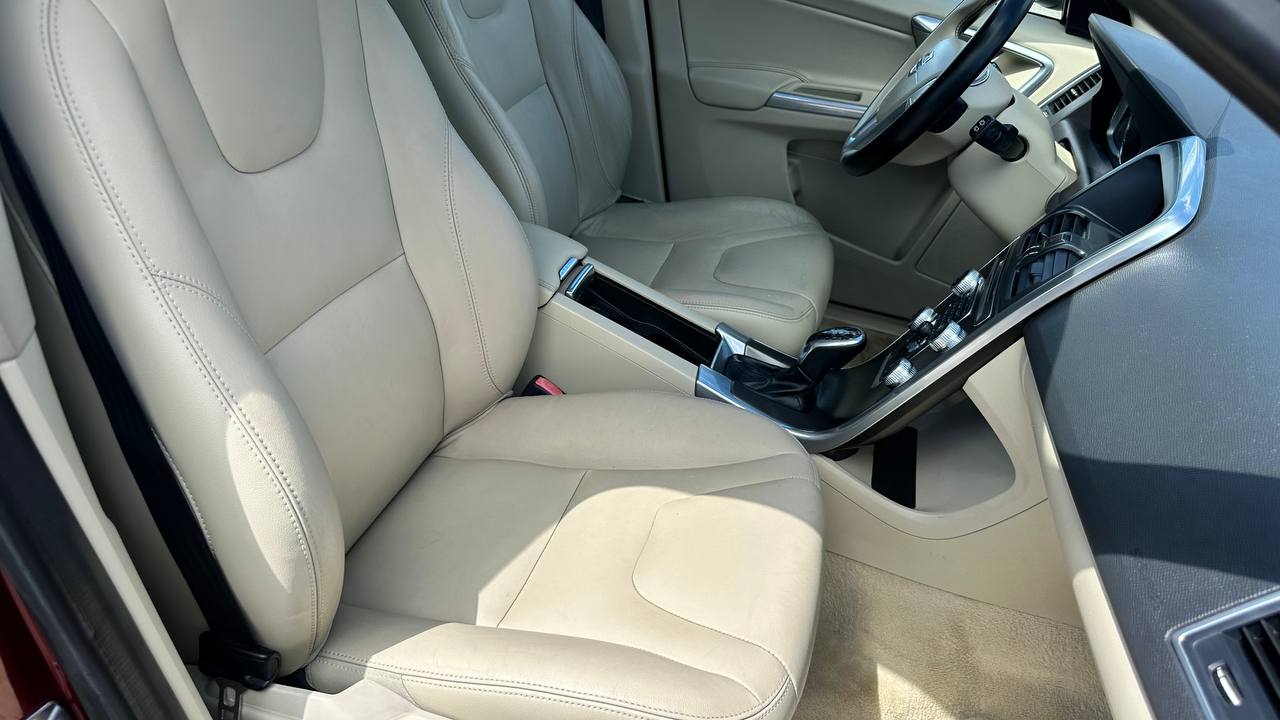 VOLVO XC60 T5 PREMIER 2015