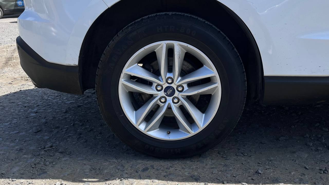 FORD EDGE SEL 2017