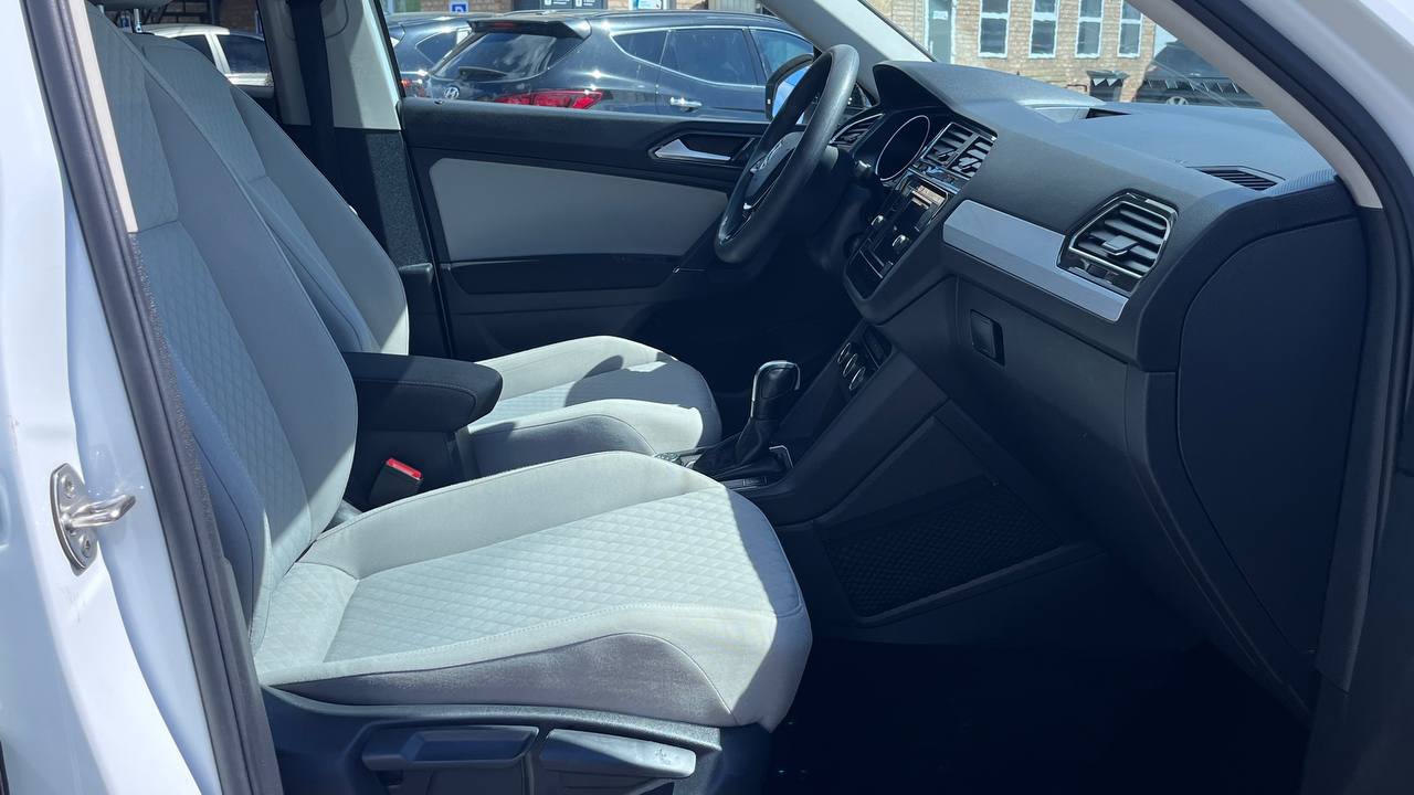 VOLKSWAGEN TIGUAN S 2017