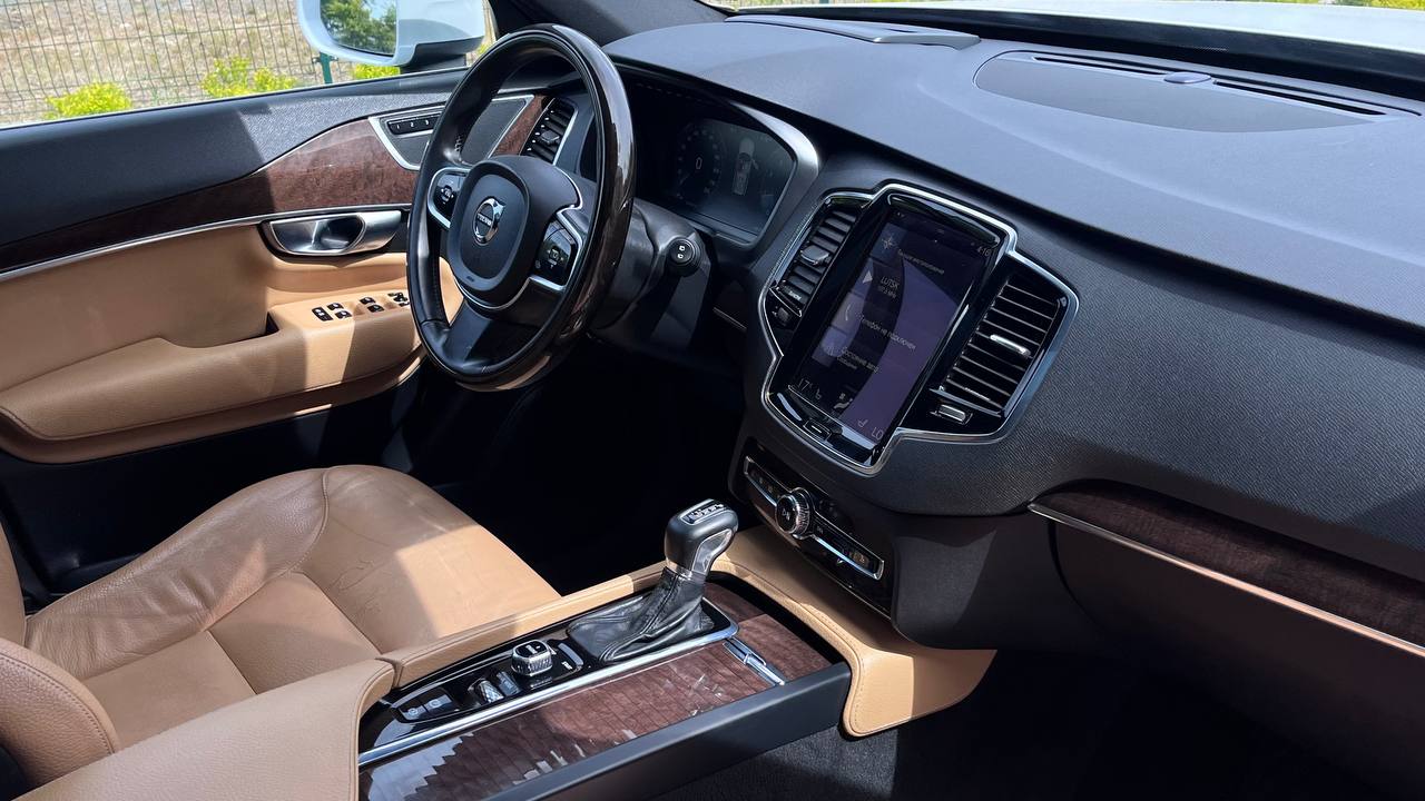 VOLVO XC90 T6 MOMENTUM 2015