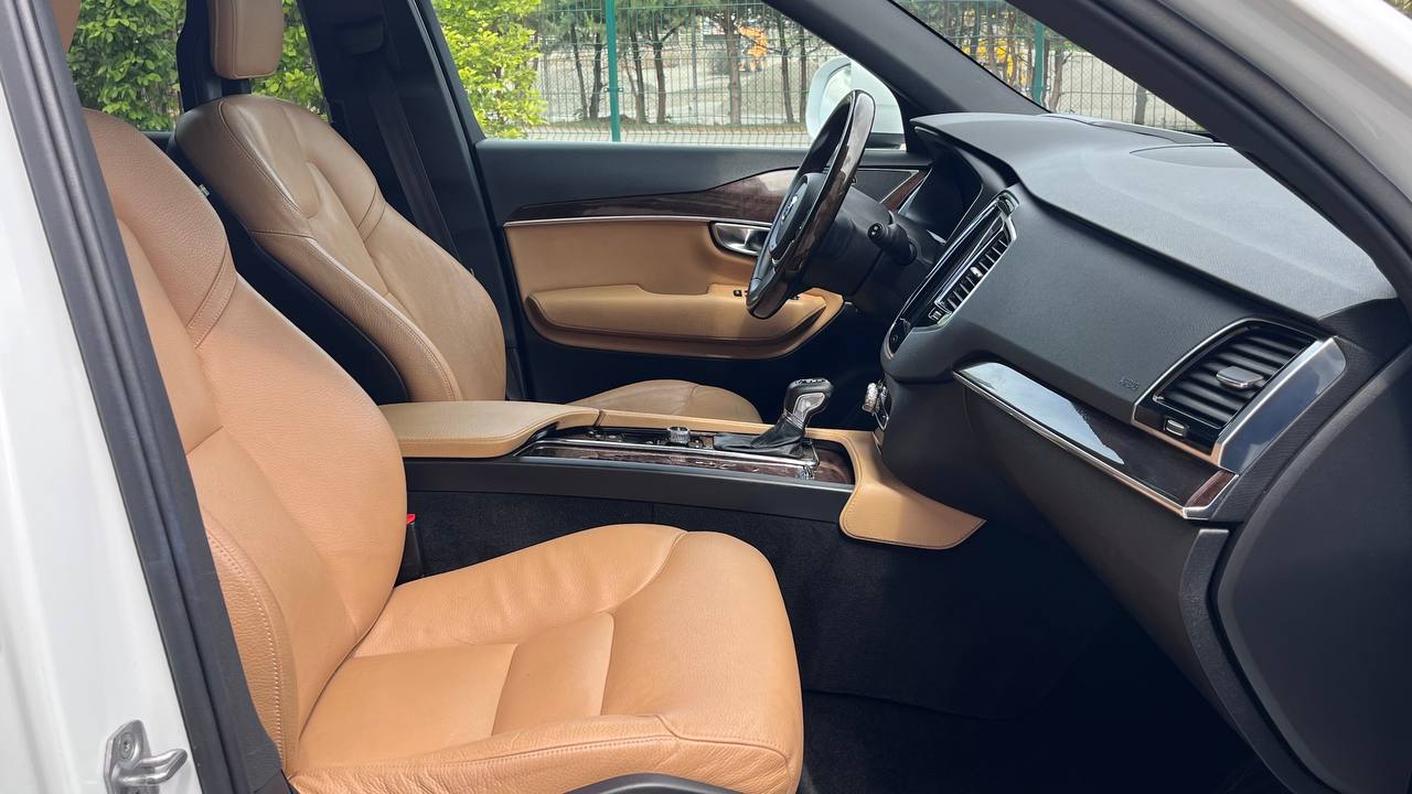 VOLVO XC90 T6 MOMENTUM 2015