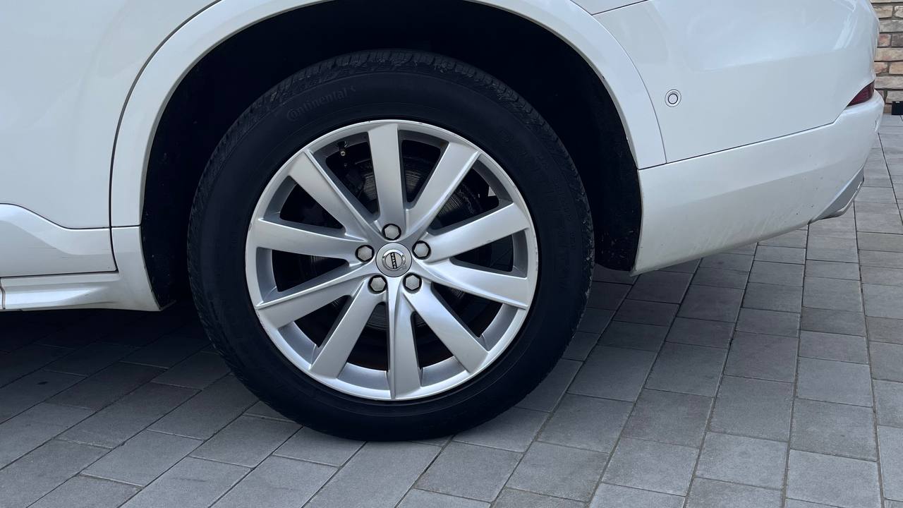 VOLVO XC90 T6 MOMENTUM 2015