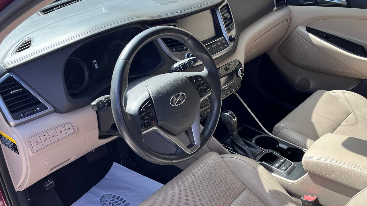 HYUNDAI TUCSON LIMITED 2015