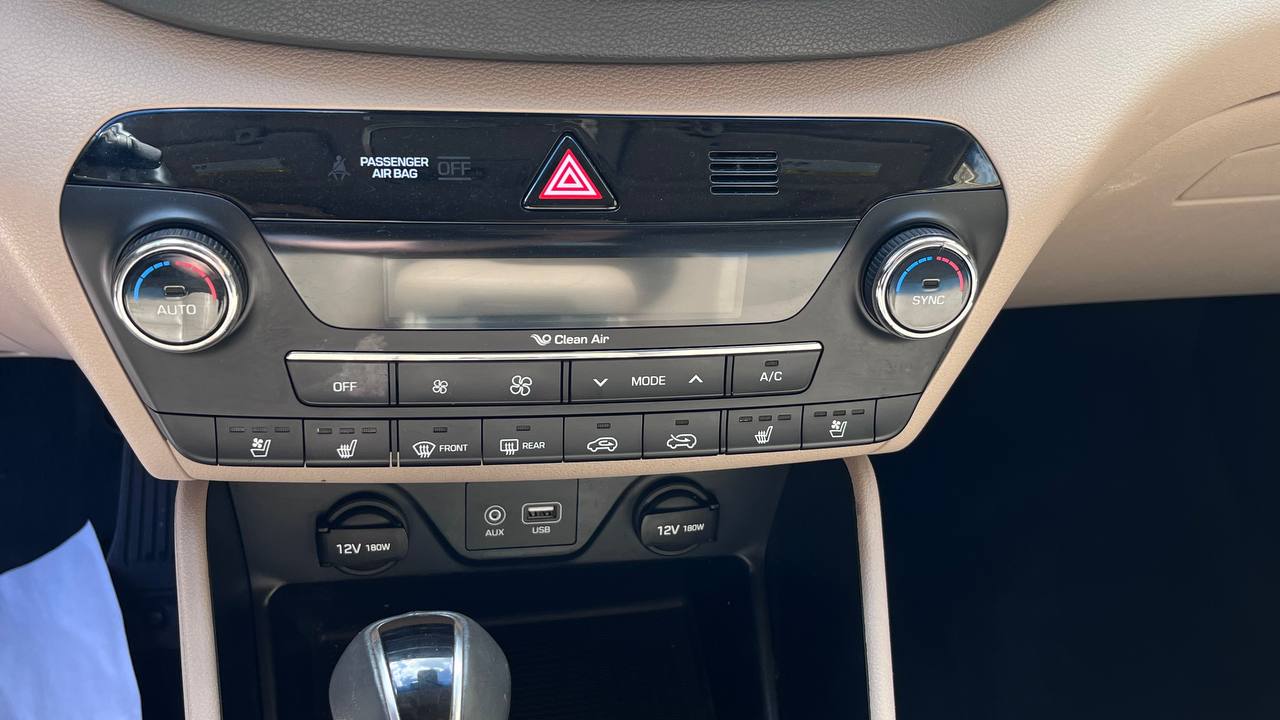 HYUNDAI TUCSON LIMITED 2015