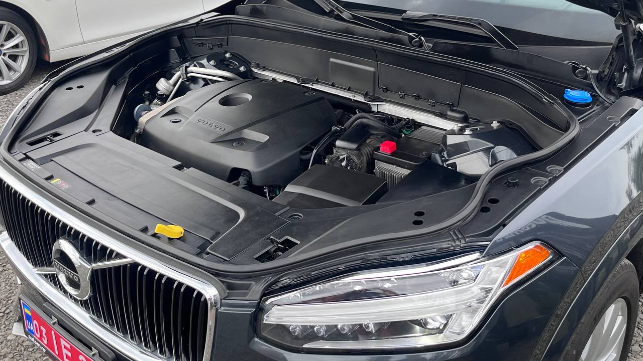 VOLVO XC90 T6 MOMENTUM 2015