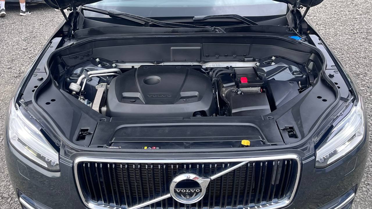 VOLVO XC90 T6 MOMENTUM 2015
