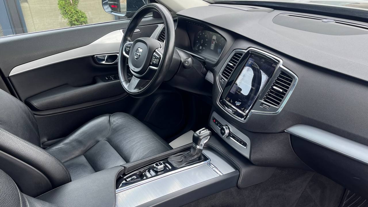 VOLVO XC90 T6 MOMENTUM 2015