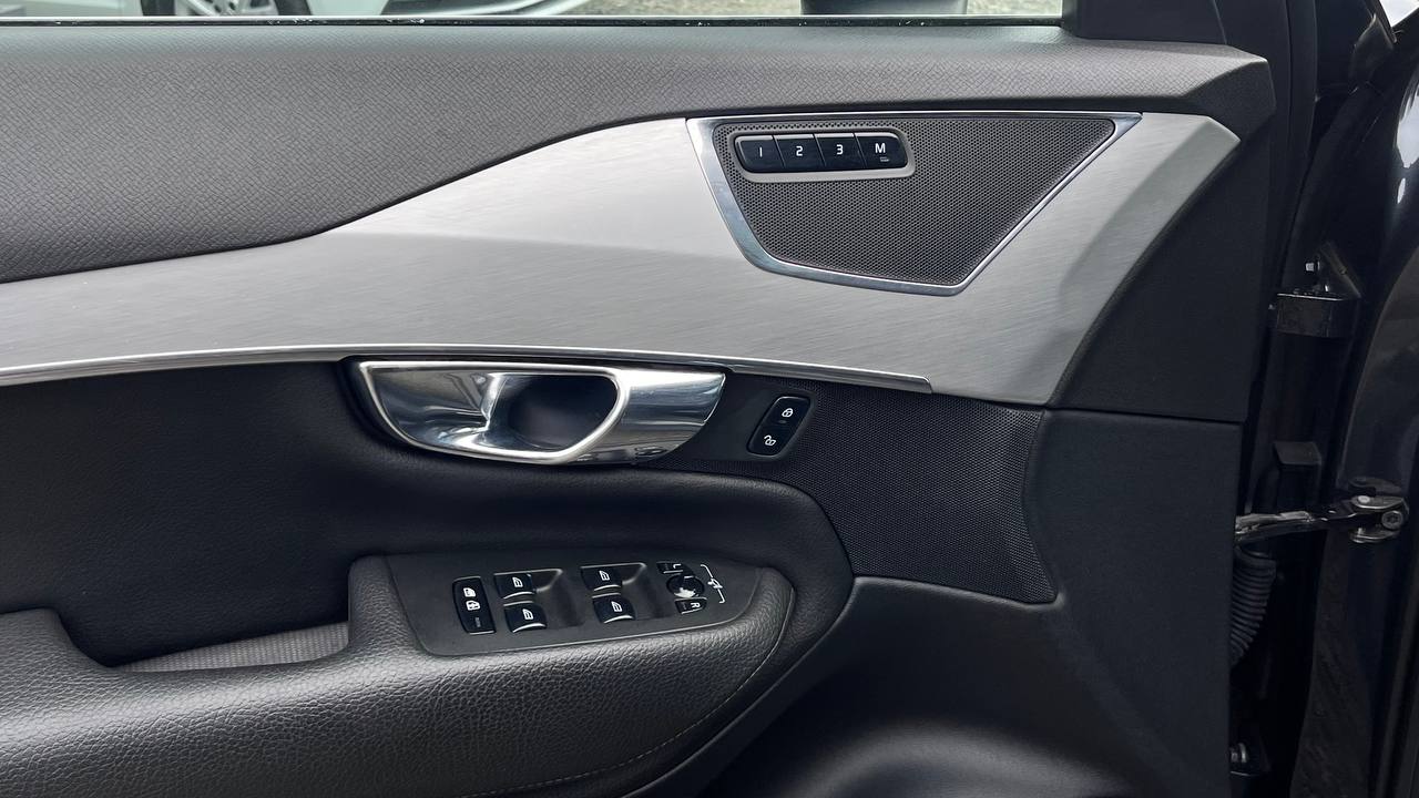 VOLVO XC90 T6 MOMENTUM 2015