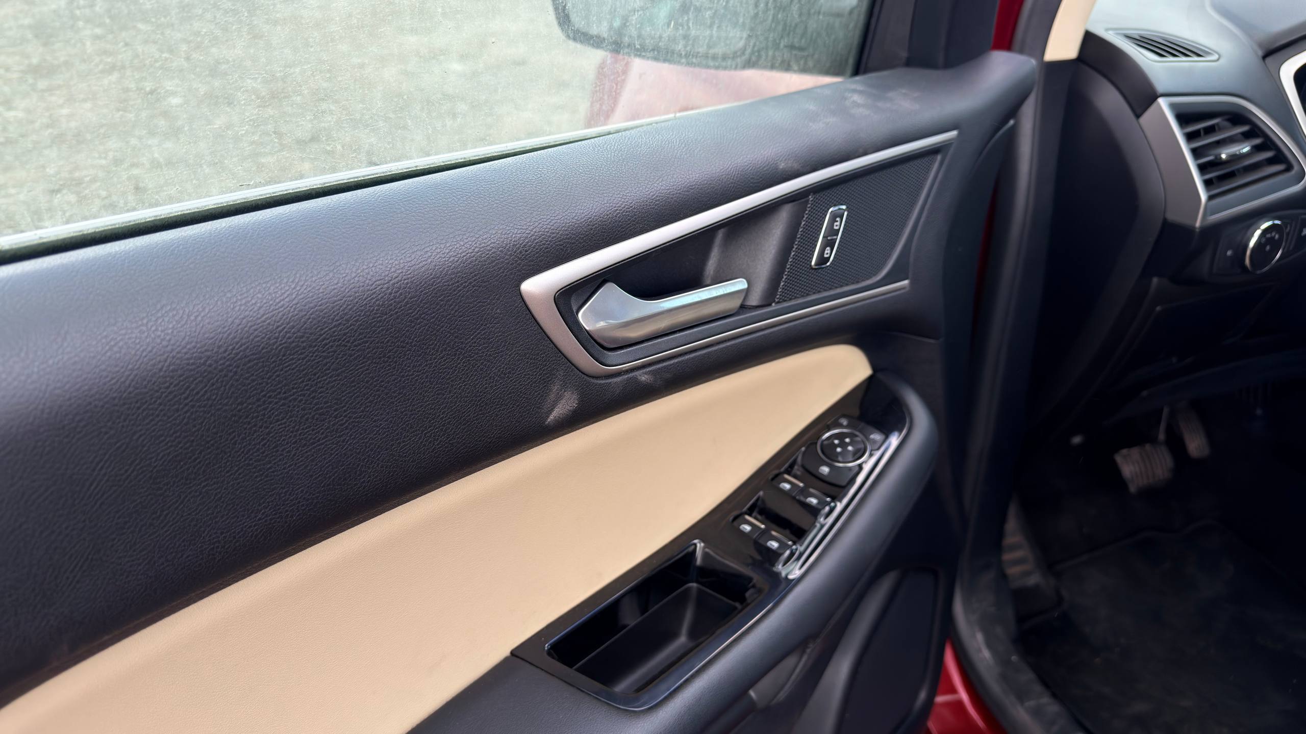 FORD EDGE SEL 2019