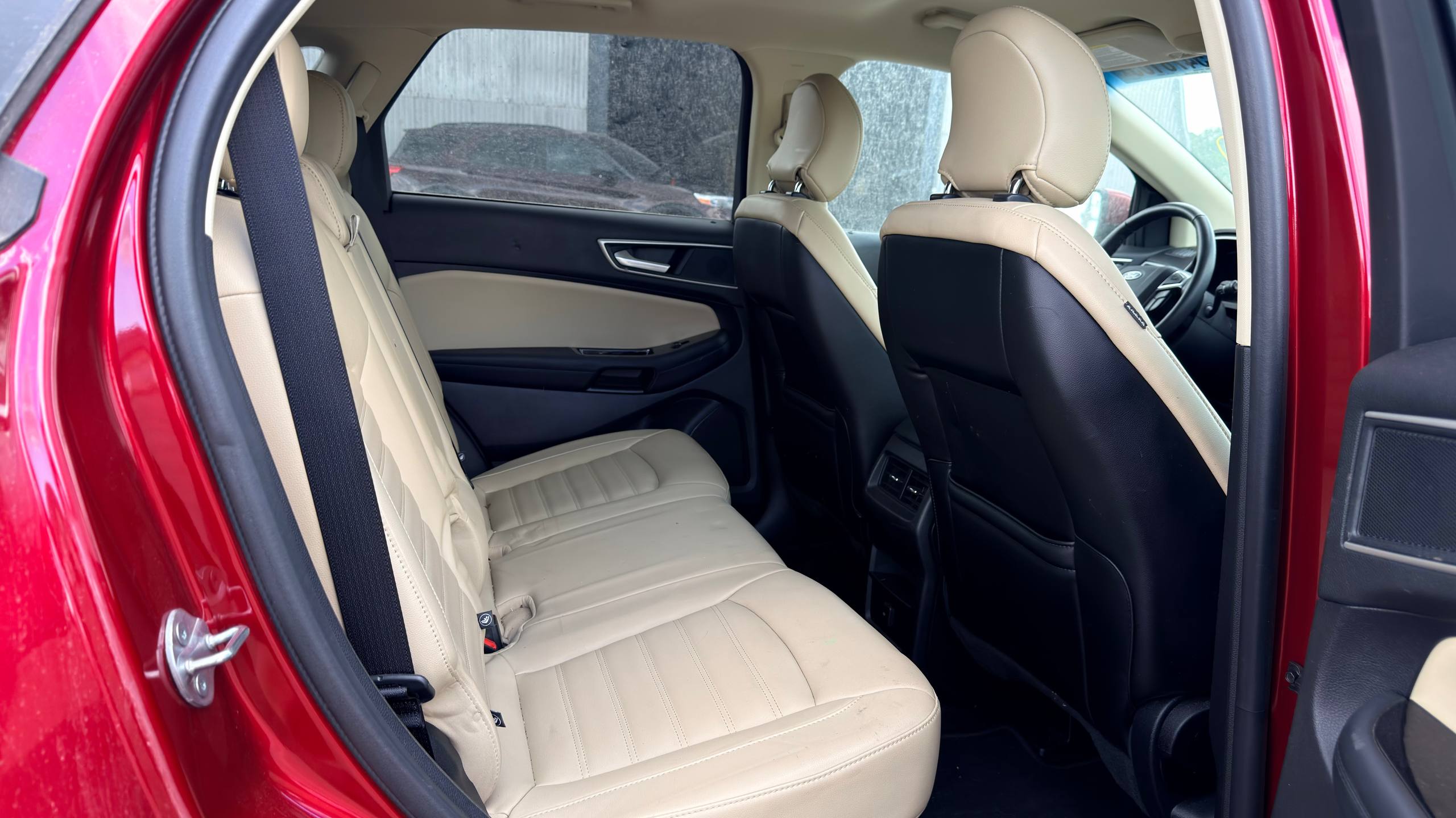 FORD EDGE SEL 2019