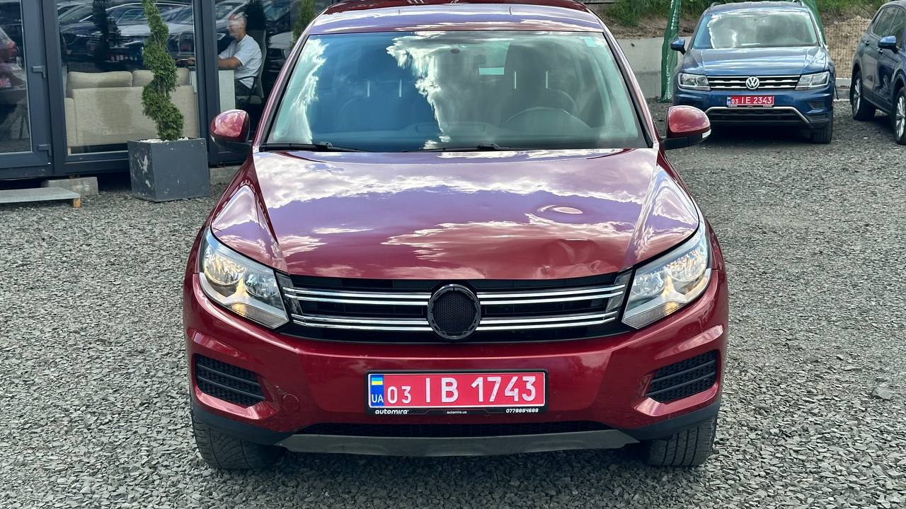 VOLKSWAGEN TIGUAN S 2013