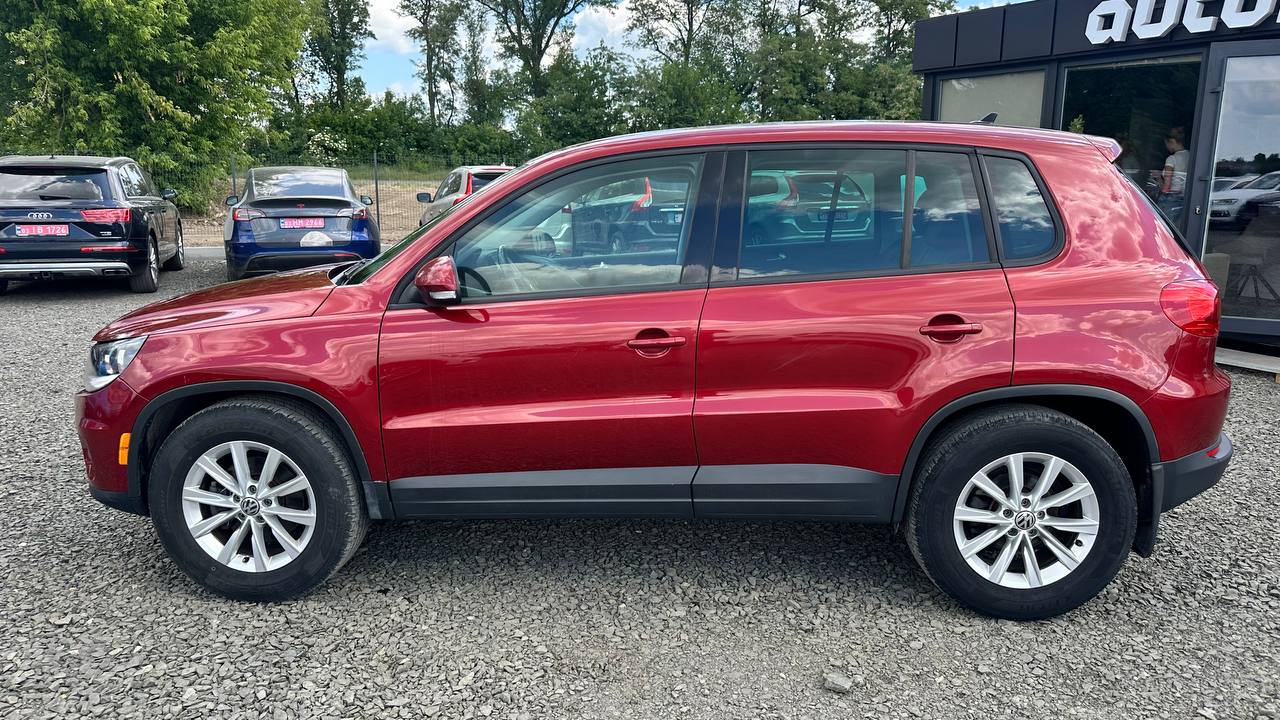 VOLKSWAGEN TIGUAN S 2013