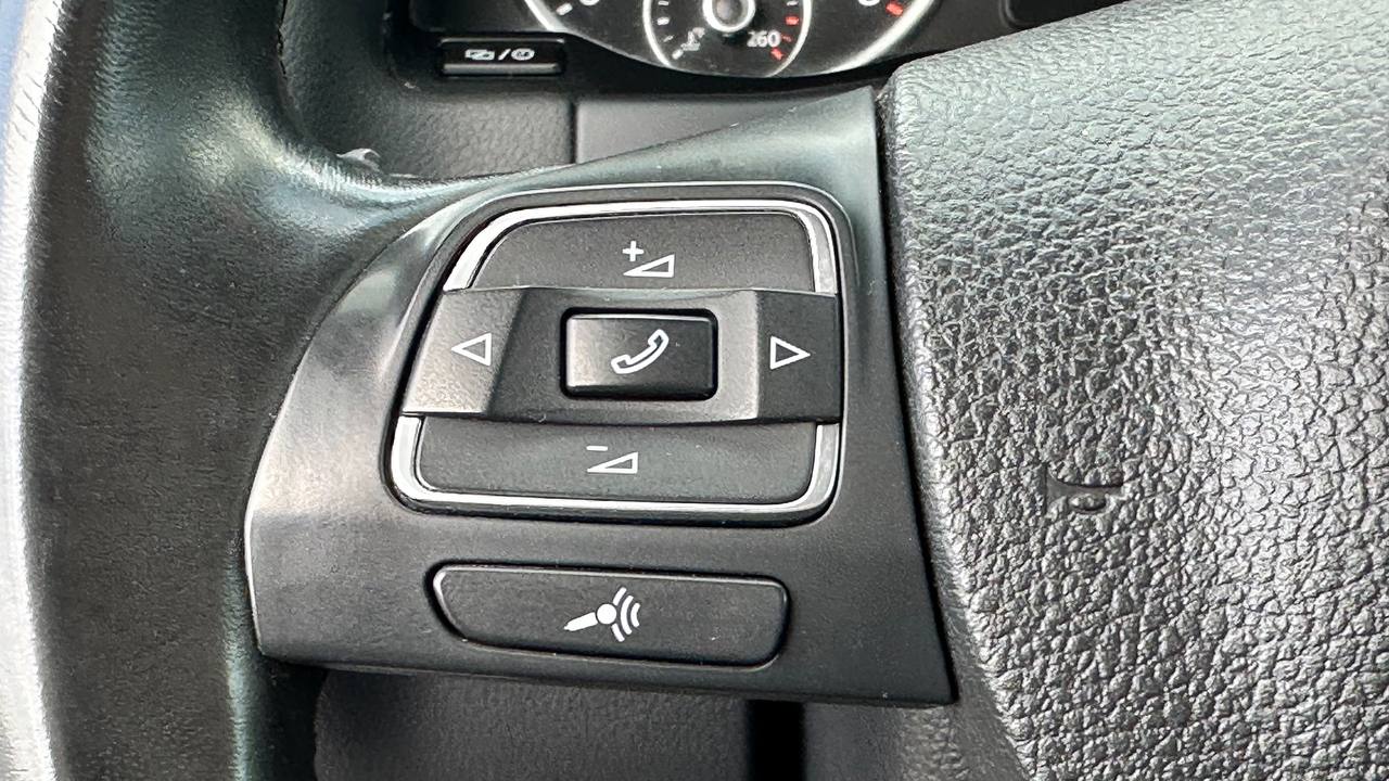 VOLKSWAGEN TIGUAN S 2013
