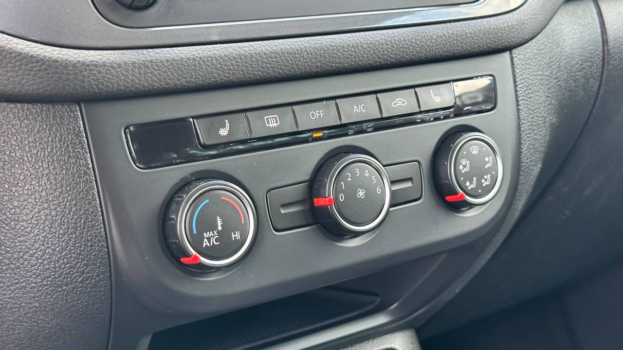VOLKSWAGEN TIGUAN S 2013