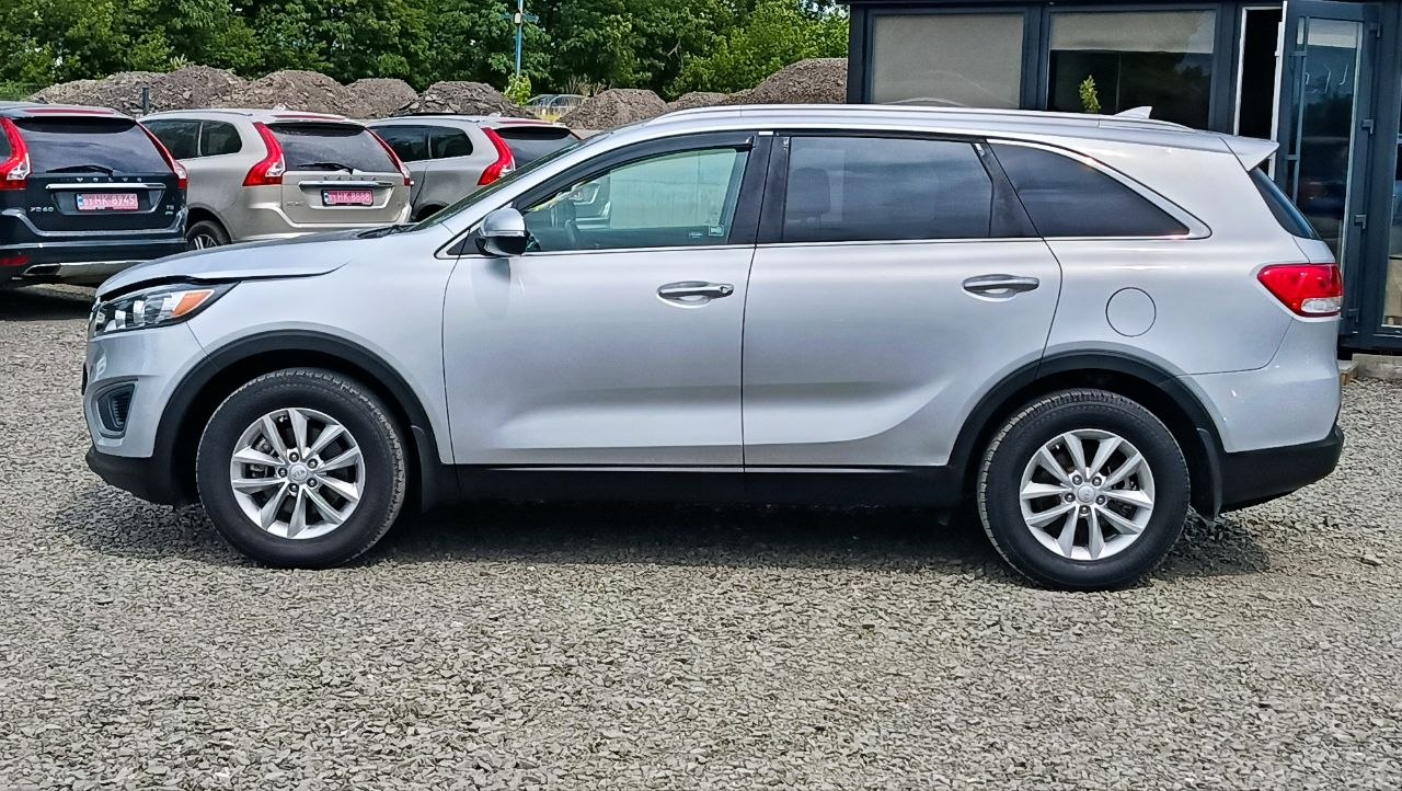 KIA SORENTO LX 2016