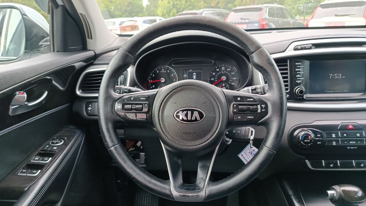 KIA SORENTO LX 2016