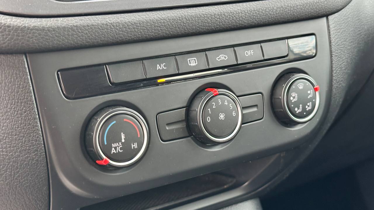 VOLKSWAGEN TIGUAN S 2014