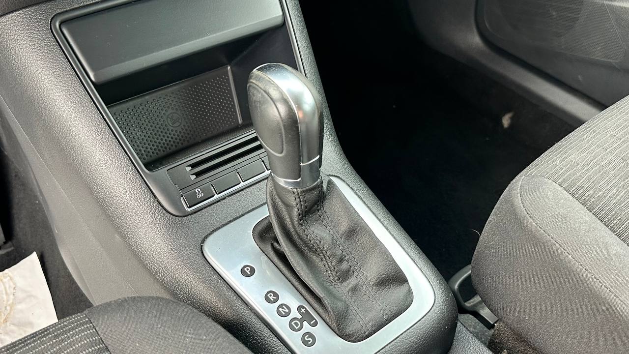VOLKSWAGEN TIGUAN S 2014