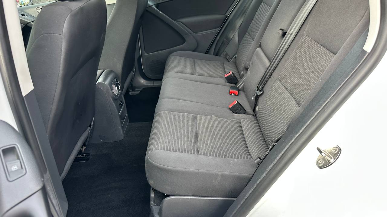 VOLKSWAGEN TIGUAN S 2014
