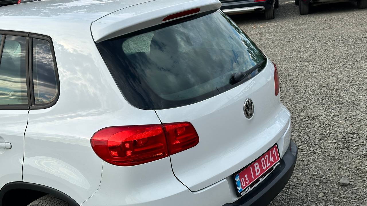VOLKSWAGEN TIGUAN S 2014