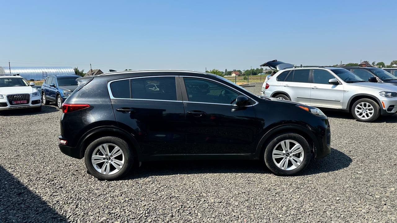 KIA SPORTAGE LX 2015