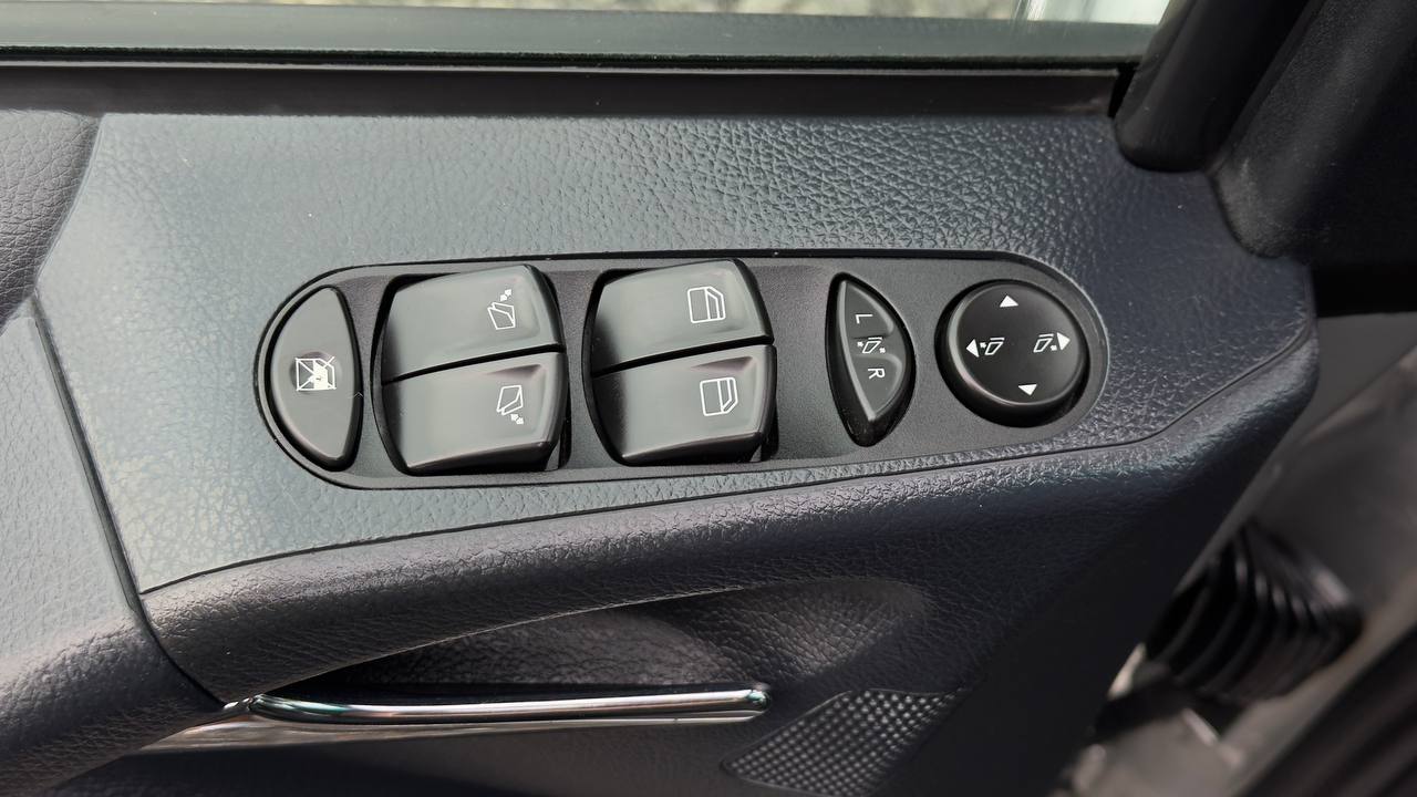 FORD EXPLORER XLT 2020