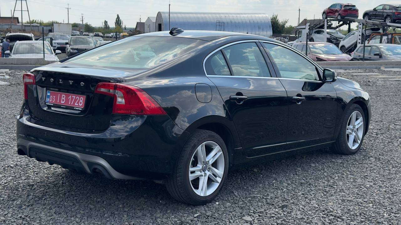 VOLVO S60 PREMIER 2014