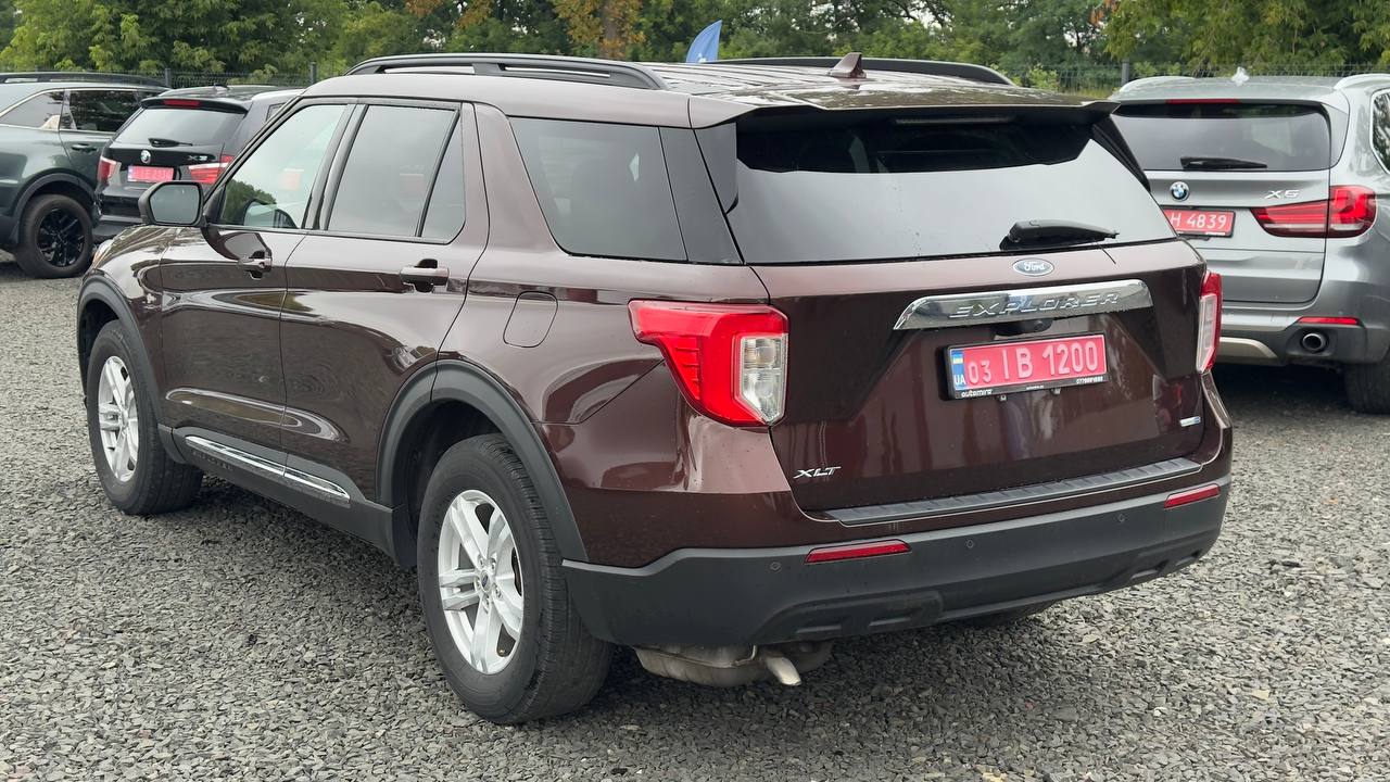 FORD EXPLORER XLT 2020