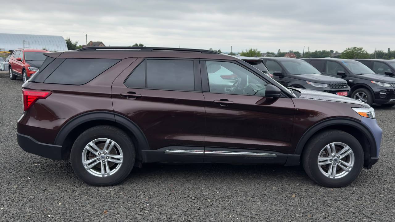 FORD EXPLORER XLT 2020