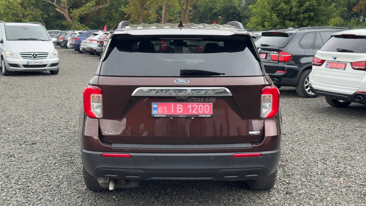 FORD EXPLORER XLT 2020