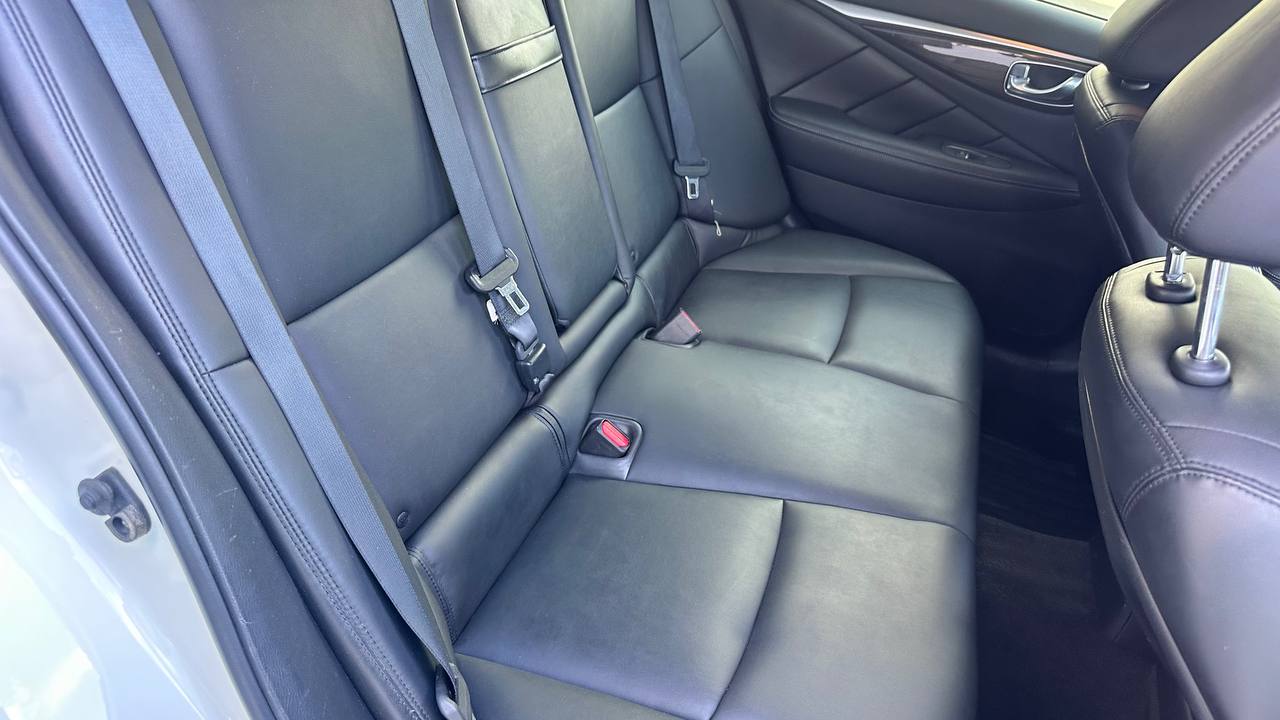 INFINITI Q50 LUXE 2017