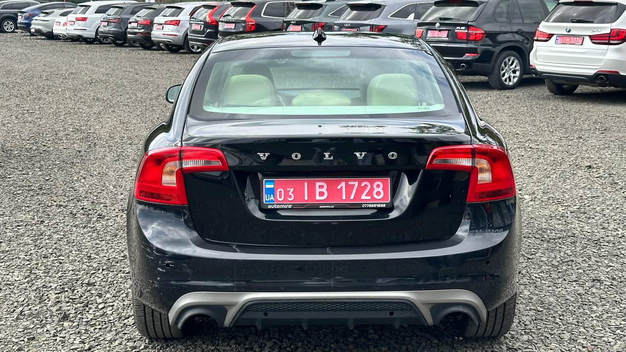 VOLVO S60 PREMIER 2014