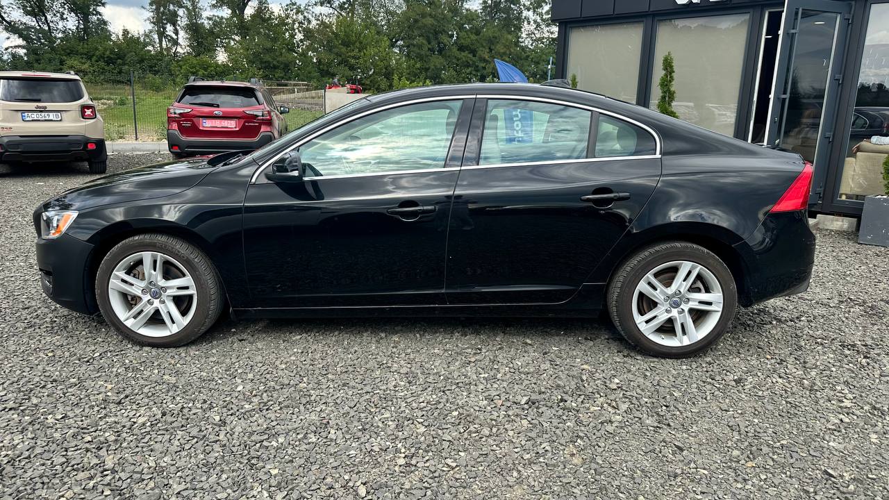 VOLVO S60 PREMIER 2014