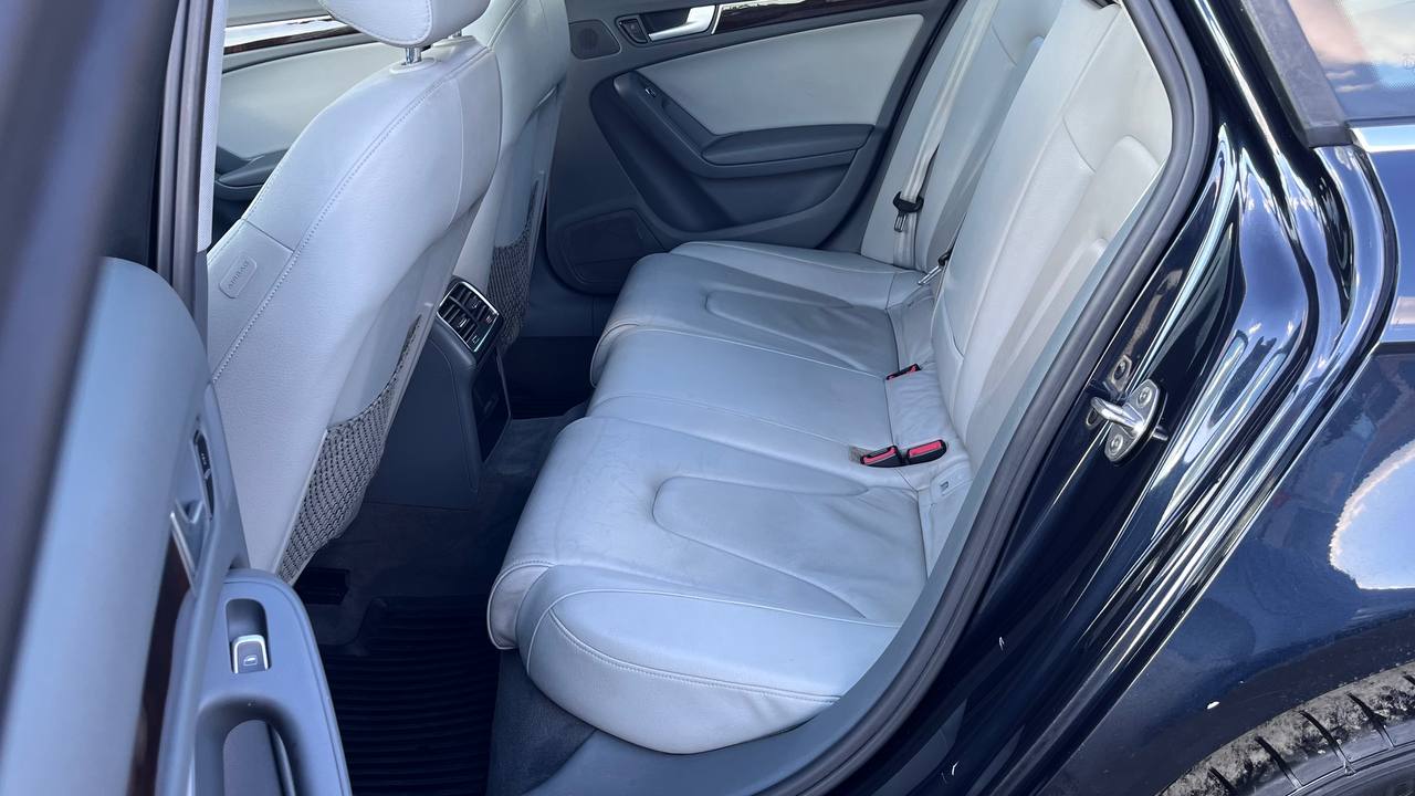 AUDI A4 PREMIUM PLUS 2012