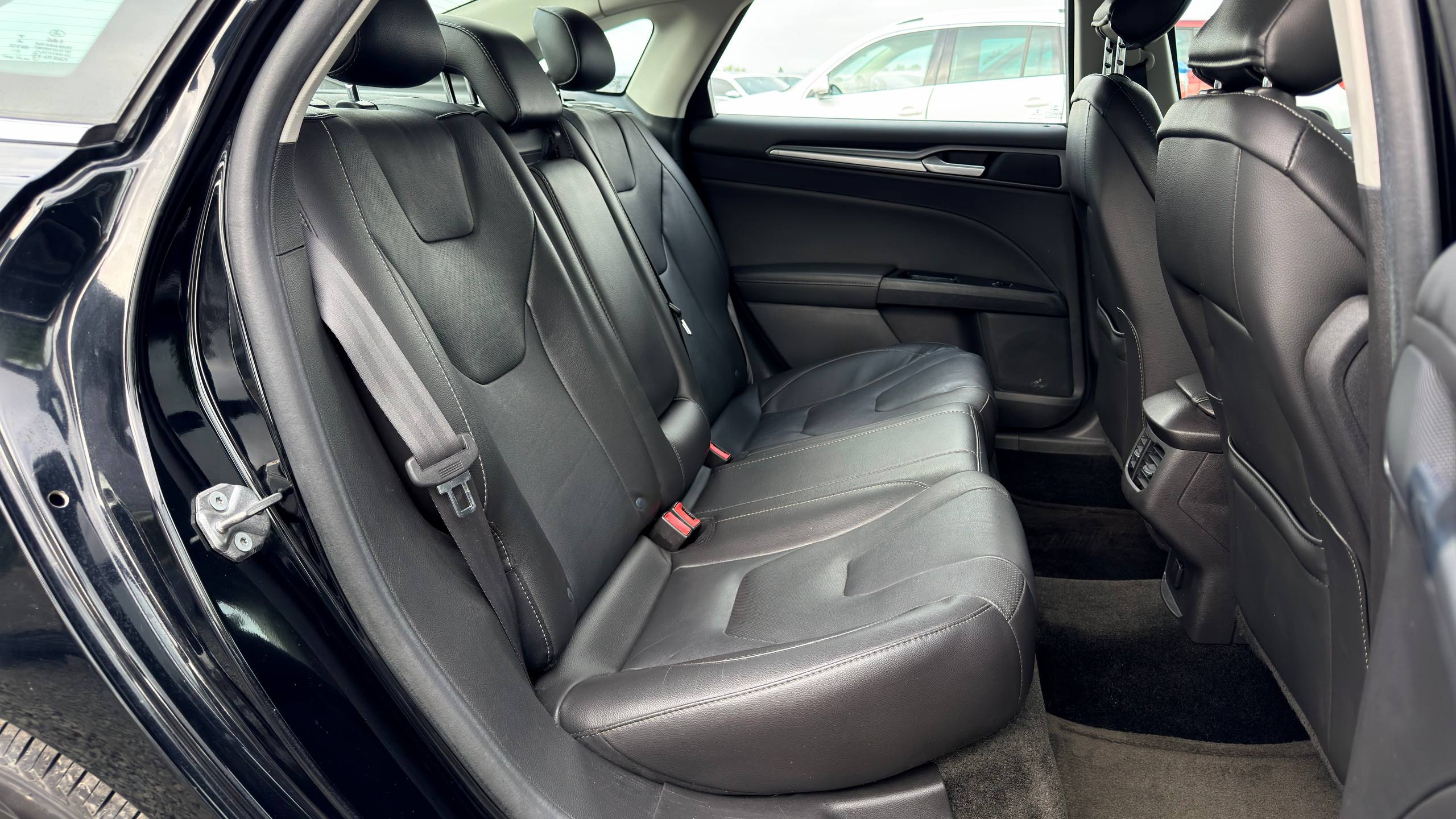 FORD FUSION TITANIUM 2015