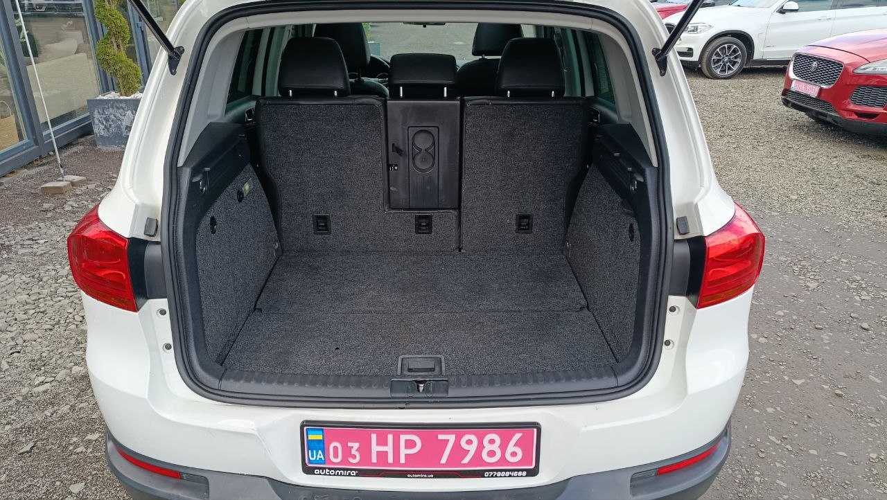 VOLKSWAGEN TIGUAN SE 2012