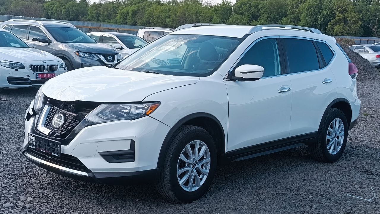 NISSAN ROGUE SV 2018