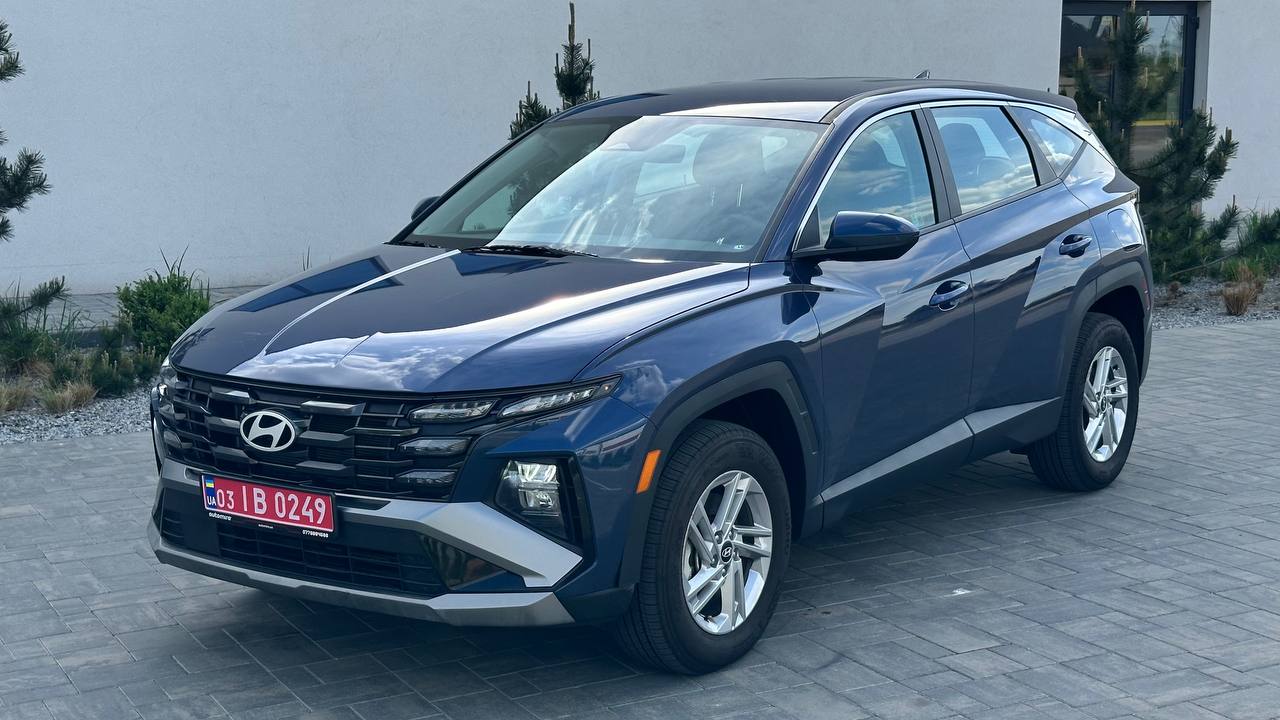 HYUNDAI TUCSON SE 2025