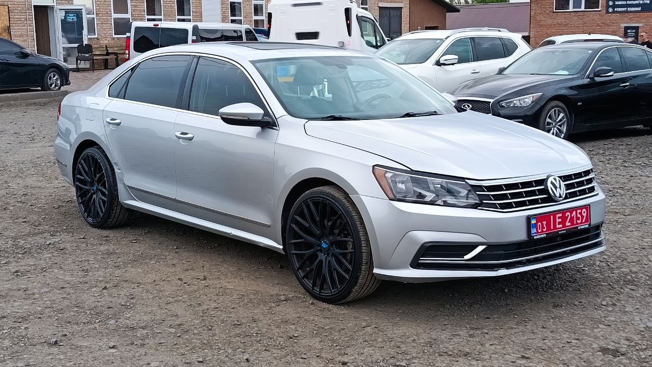 VOLKSWAGEN PASSAT SE 2016