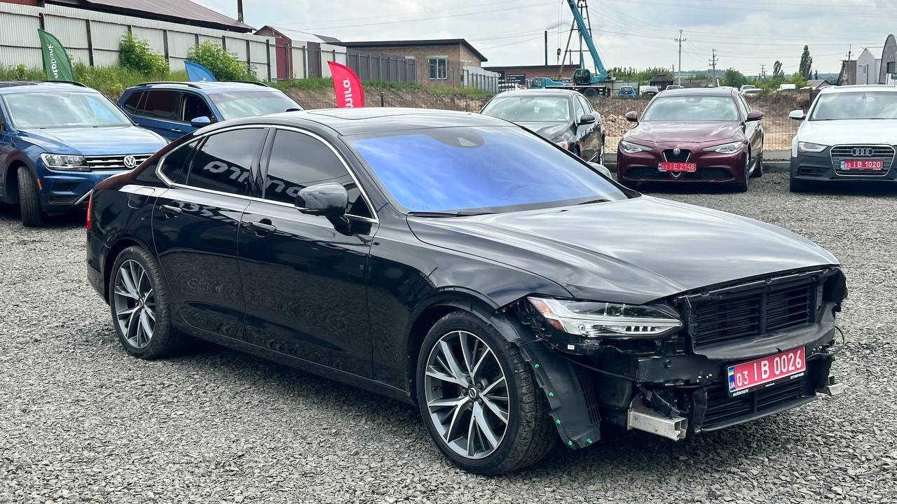 VOLVO S90 T5 MOMENTUM 2016