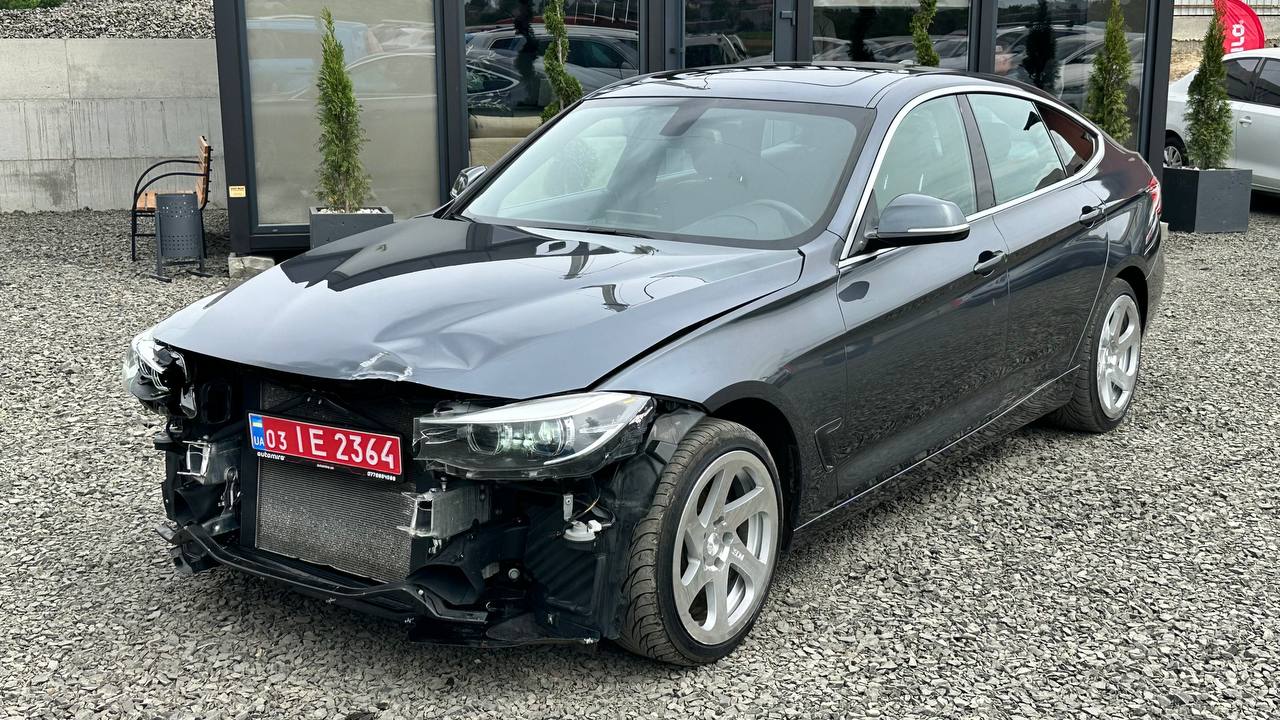 BMW 330 XIGT 2016
