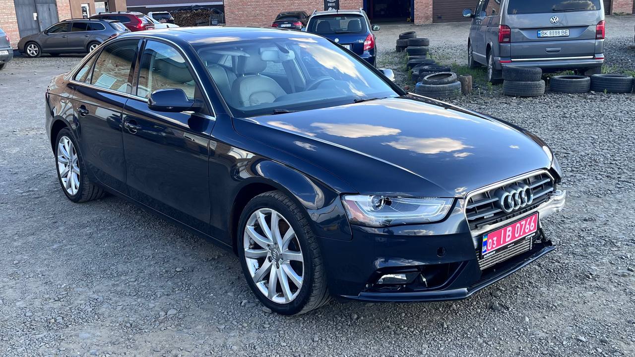 AUDI A4 PREMIUM PLUS 2012